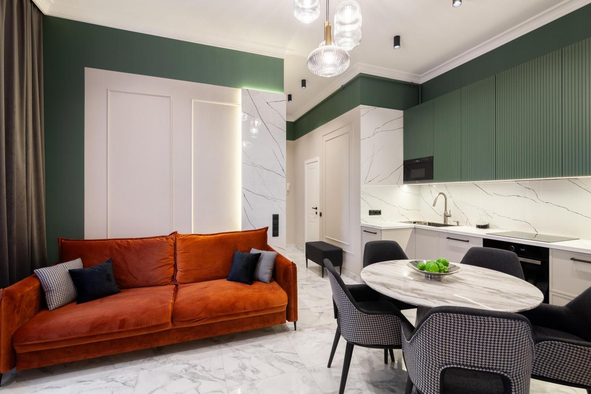 Leogrand Apartments On Franka 35 Lviv Ngoại thất bức ảnh